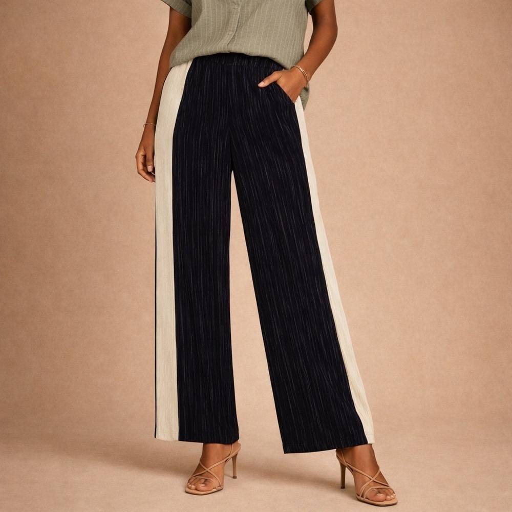 Forever 21 Pleated Wide Leg Pants Navy Cream Colorblock Trendy Medium